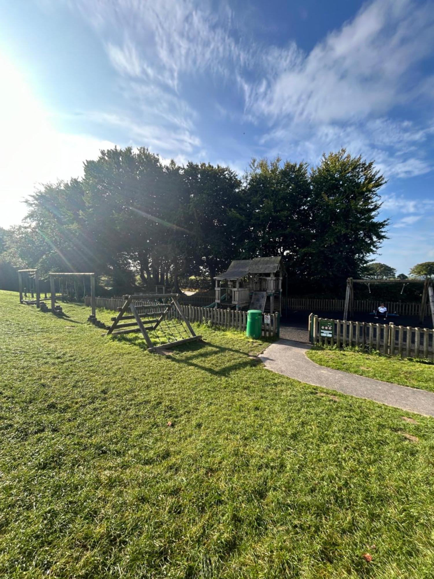 22 Stowford Gardens Combe Martin Apartamento Exterior foto